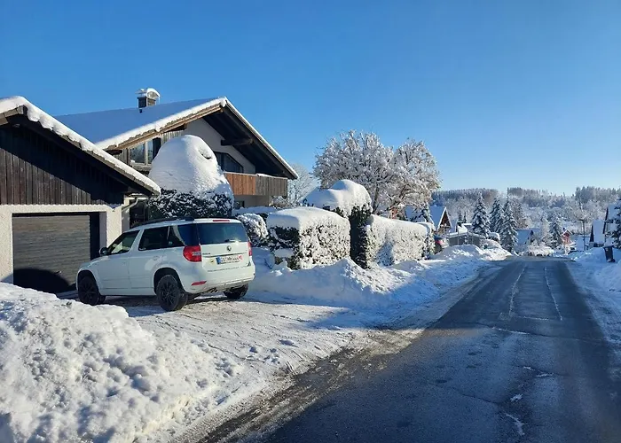 Harzhaus Rauch Браунлаге