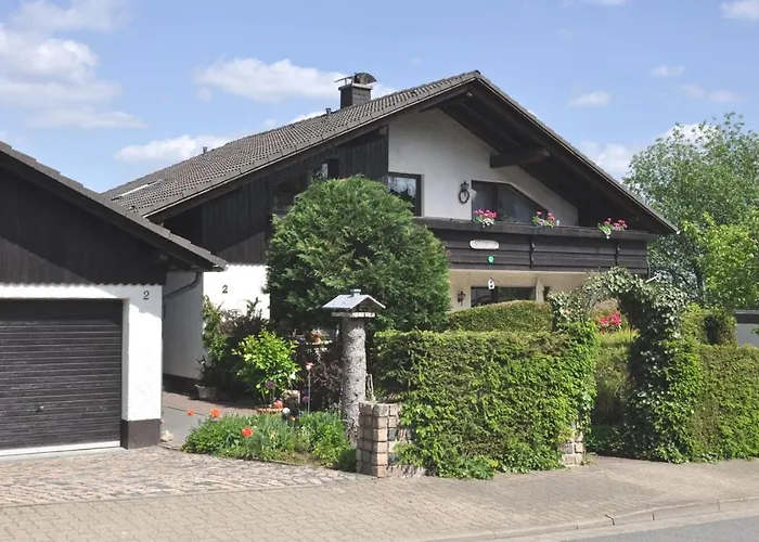 Harzhaus Rauch * Браунлаге